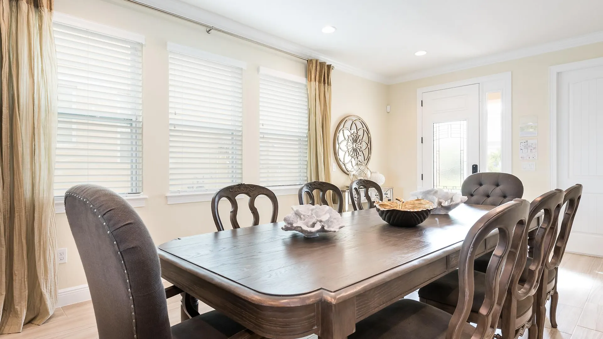 Elegant 5bd At Encore *