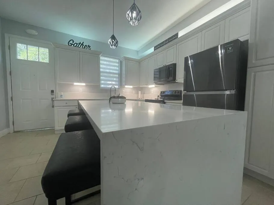 Holiday home Modern Townhouse With Pool Close To & Silver Spurs Arena Kissimmee