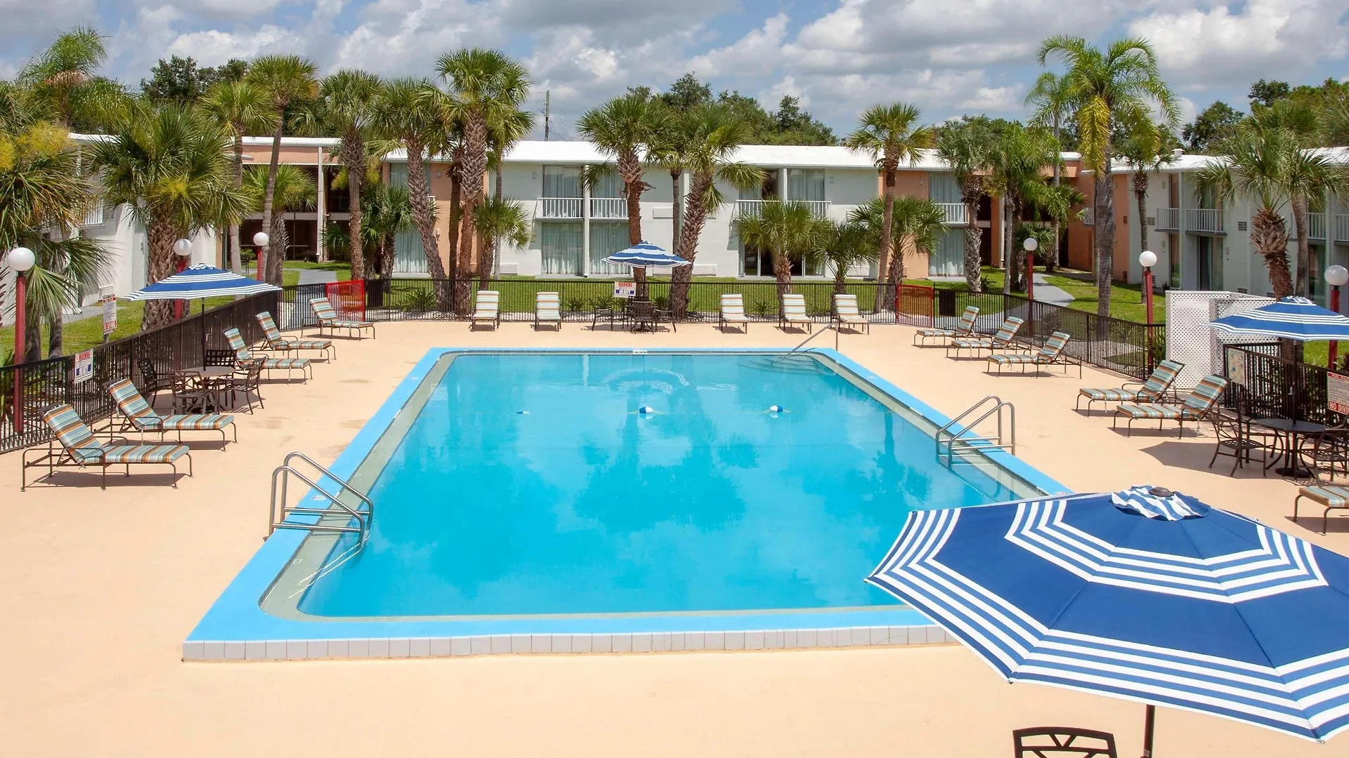 Otel Stayable East