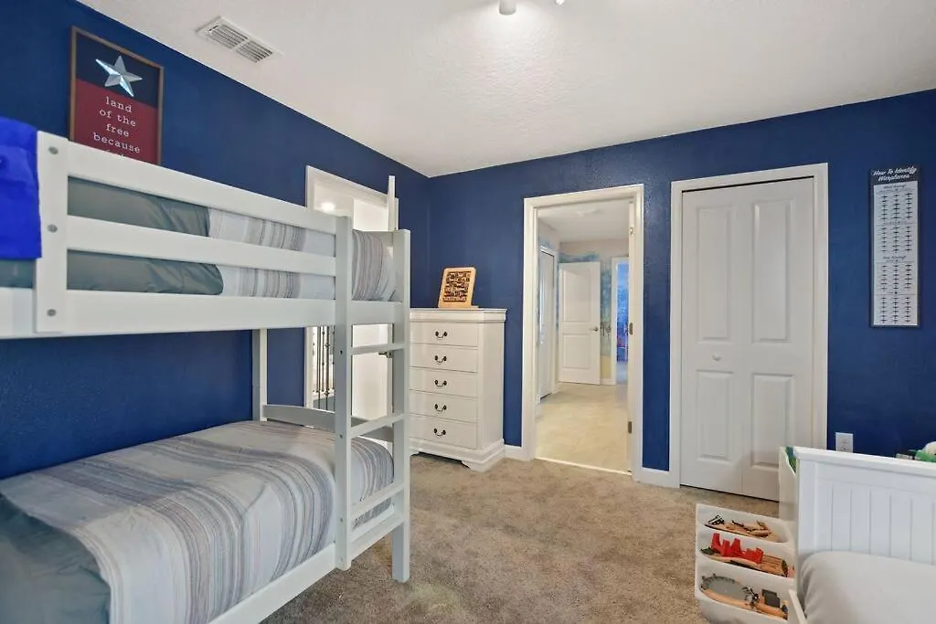 Luxury Near 8 Bedroom Private Pool & Playground *