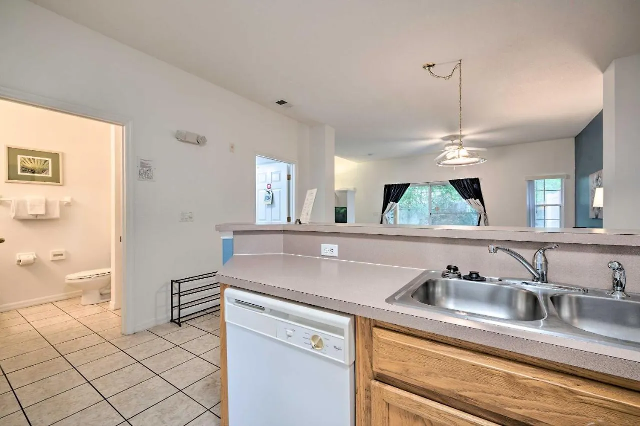 Family-friendly Lake Berkeley Home! Kissimmee