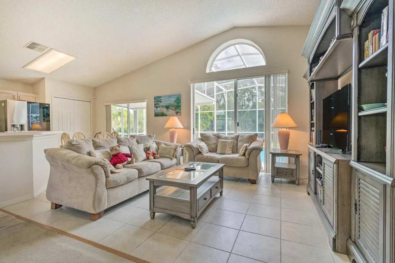 Spacious With Pool Less Than 5 Mi To World Holiday home