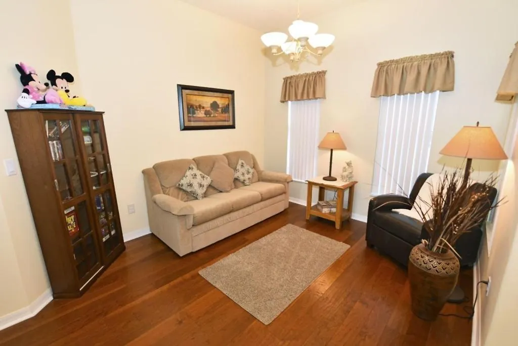 Holiday home Lakeside 4-bed Pool At Sol