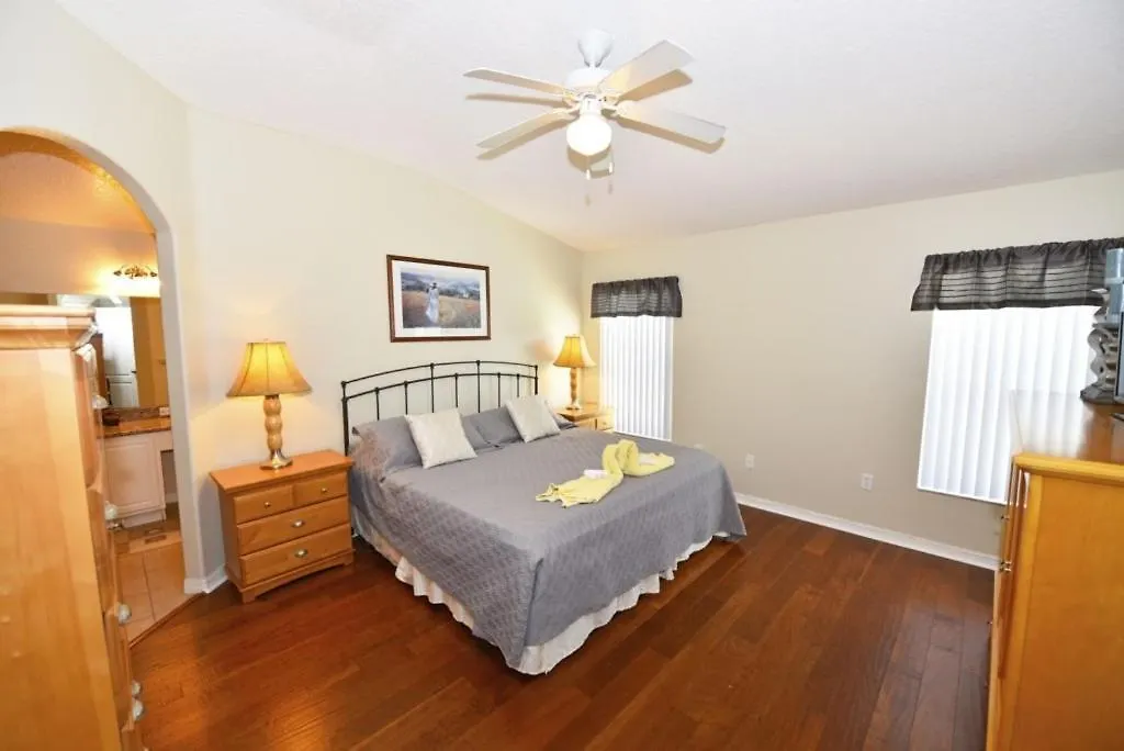 Lakeside 4-bed Pool At Sol Kissimmee