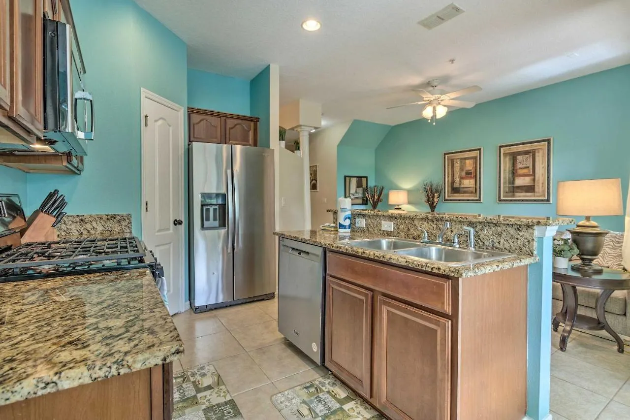 Holiday home Vibrant Townhome Patio, 5 Mi To World Kissimmee