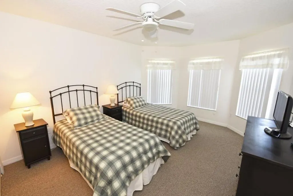 Holiday home Lakeside 4-bed Pool At Sol