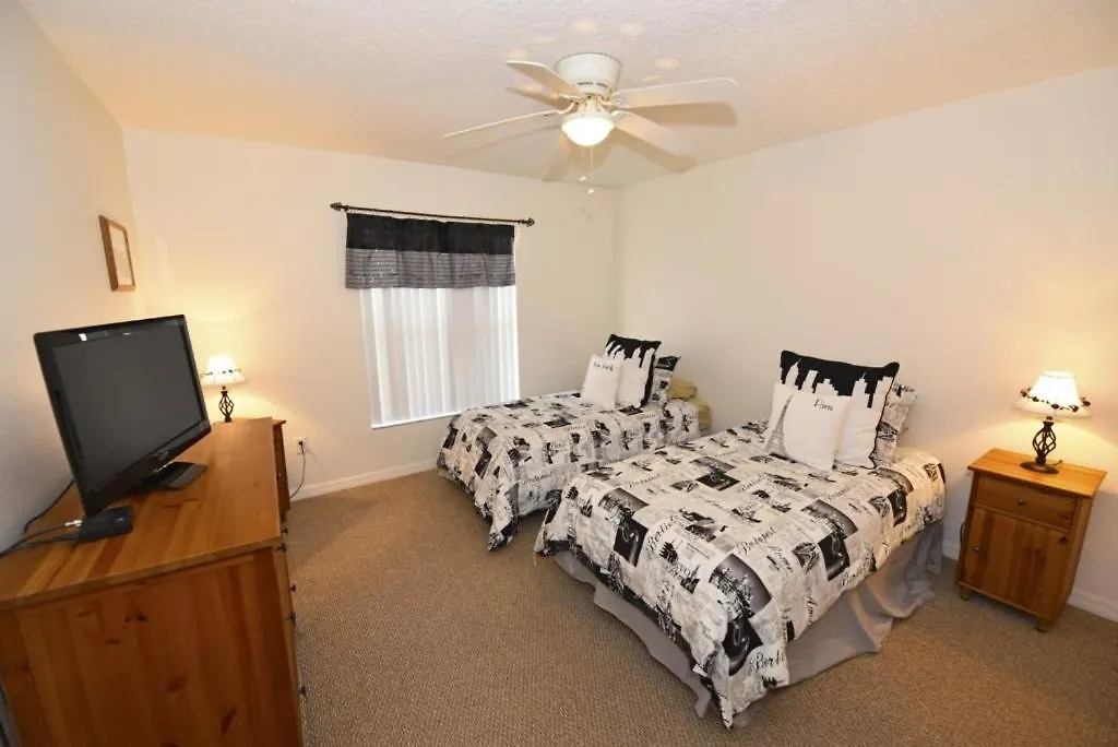 Lakeside 4-bed Pool At Sol Holiday home *
