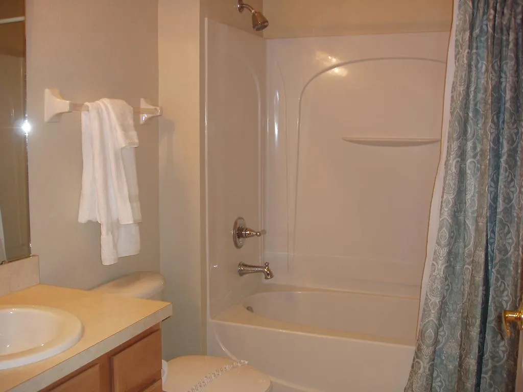 Villa Four Bedroom In Coral Cay *