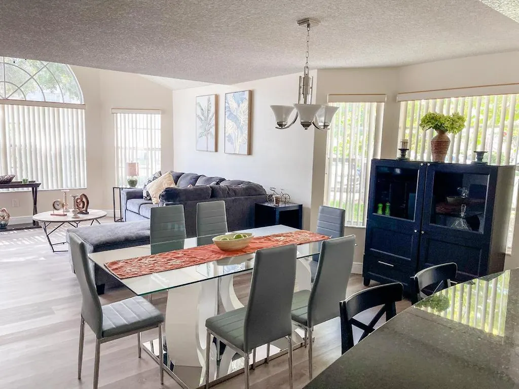 Apartment Luxury 3br Near World