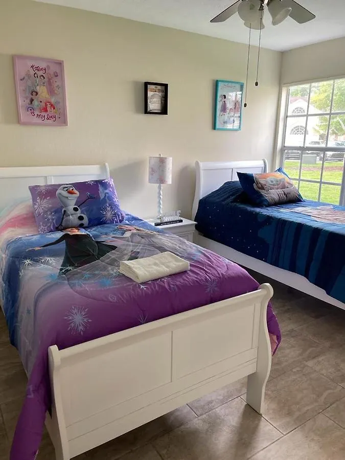 Luxury 3br Near World