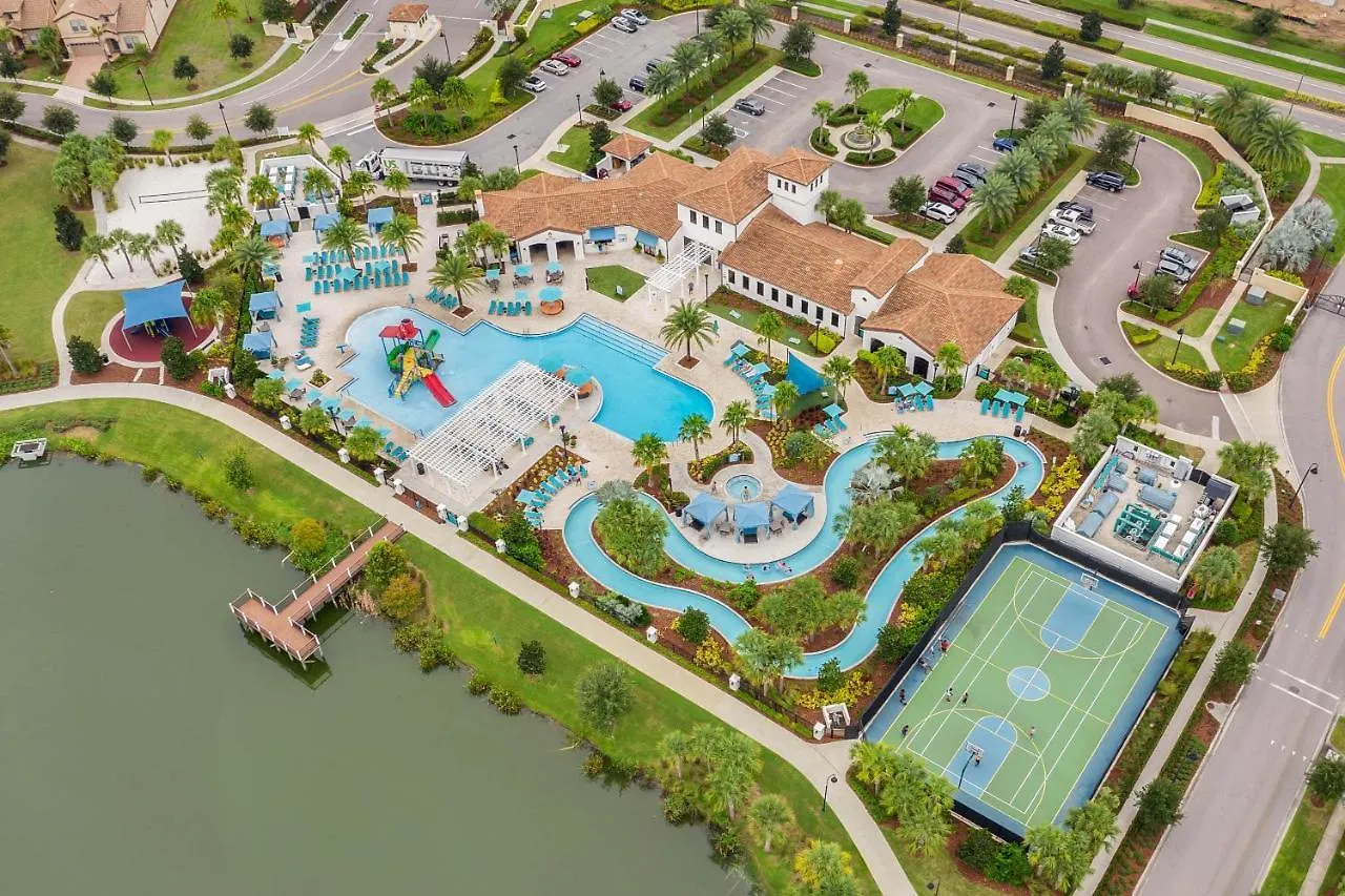 Splash Pool Near World Orlando *
