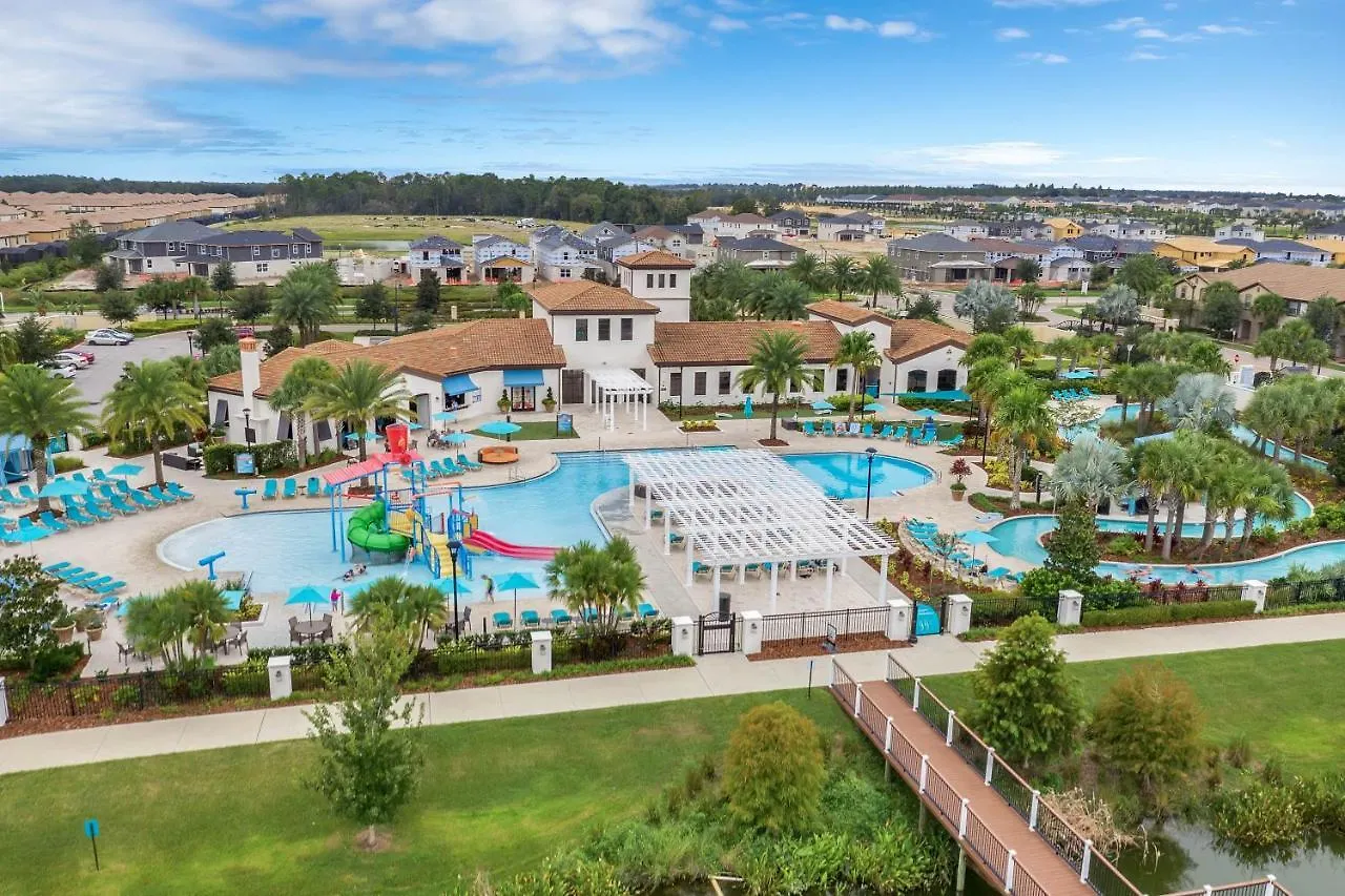 Splash Pool Near World Orlando Holiday home *