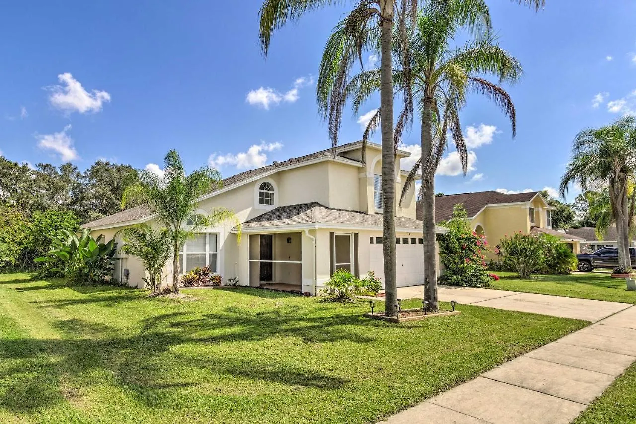 Spacious With Pool Less Than 5 Mi To World