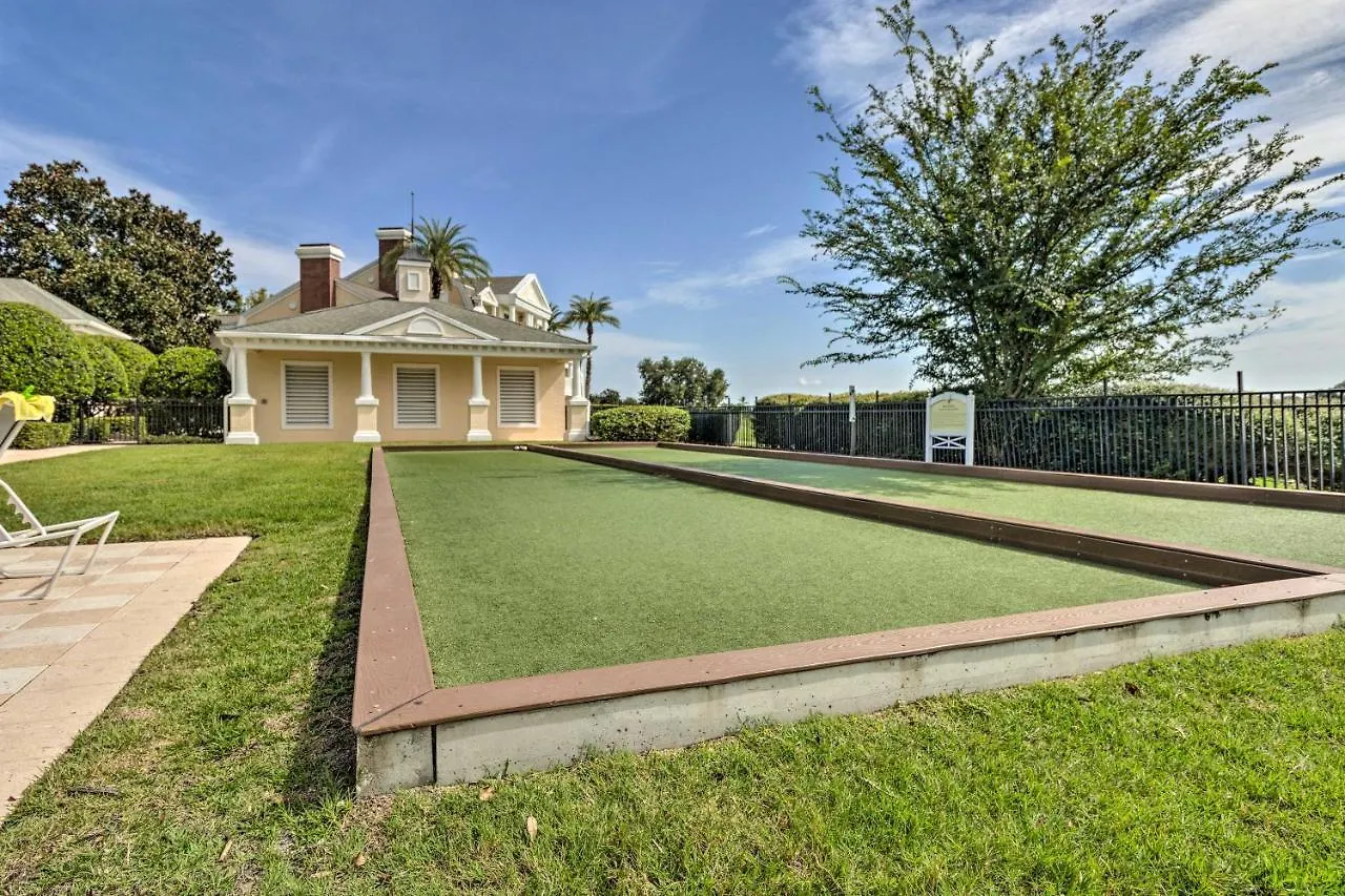 Vibrant Townhome Patio, 5 Mi To World Holiday home *