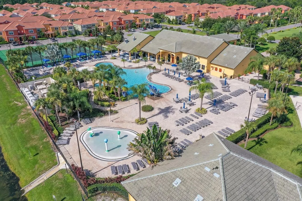 Lost In Paradise-cozy Townhouse, Private Heated Pool, Bbq