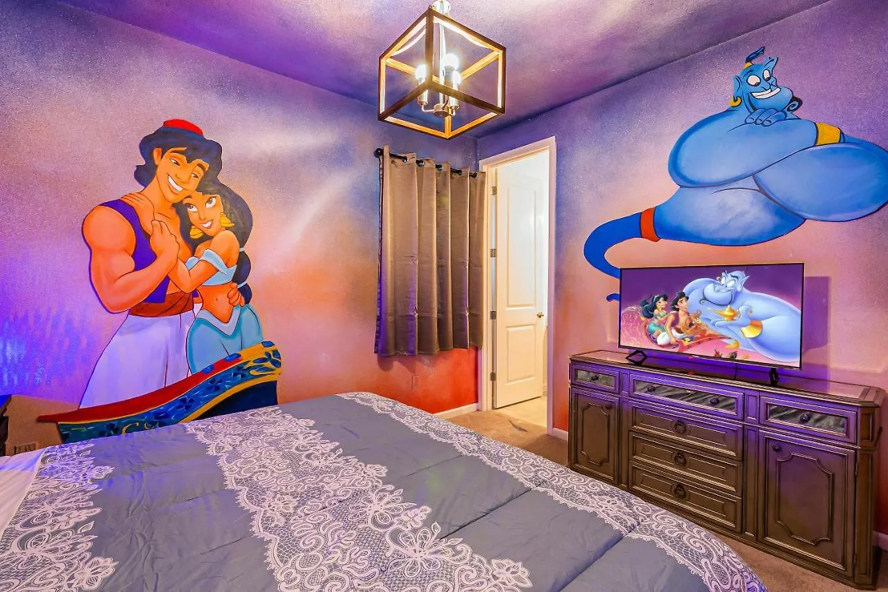 12 Bedrooms With Amazing Disney Character Drawing On Wall/ Near By Disney *