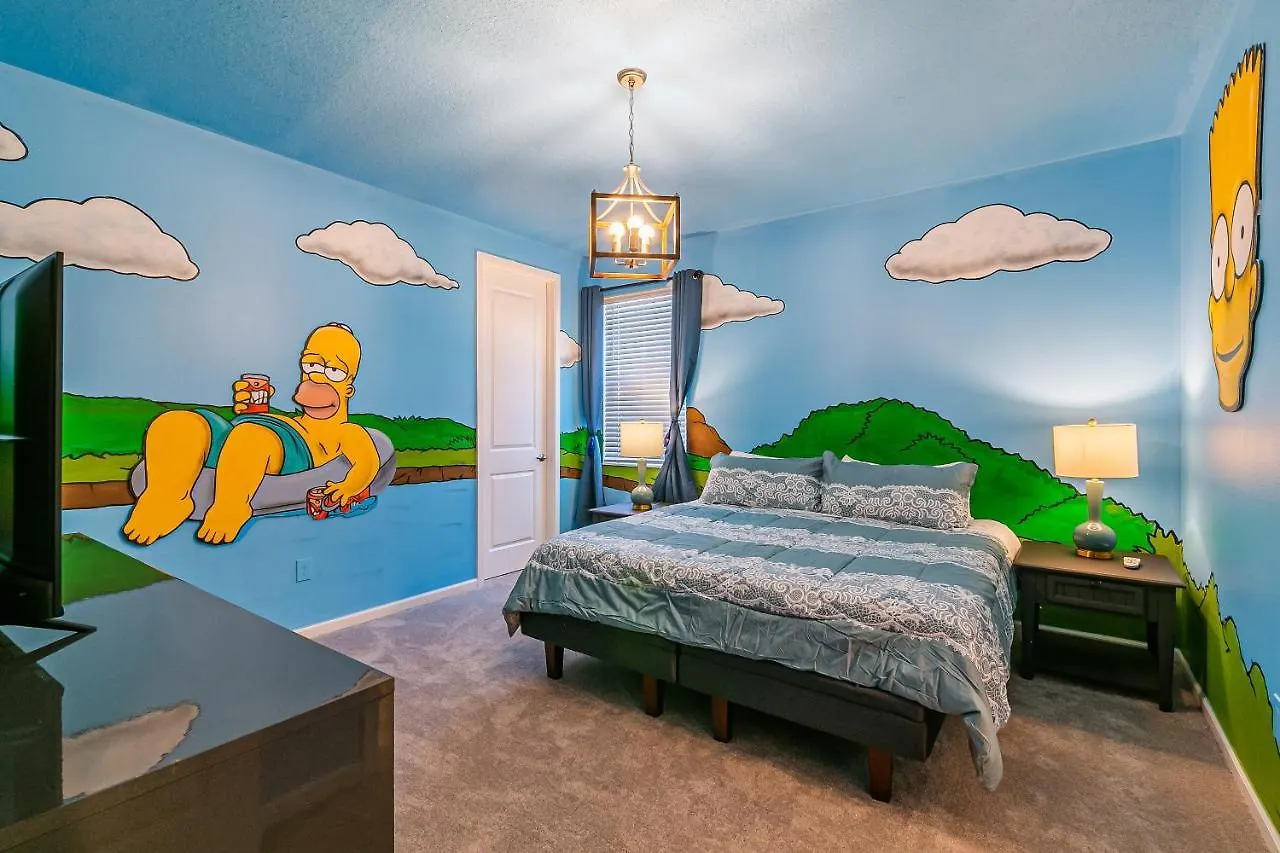 12 Bedrooms With Amazing Disney Character Drawing On Wall/ Near By Disney Holiday home