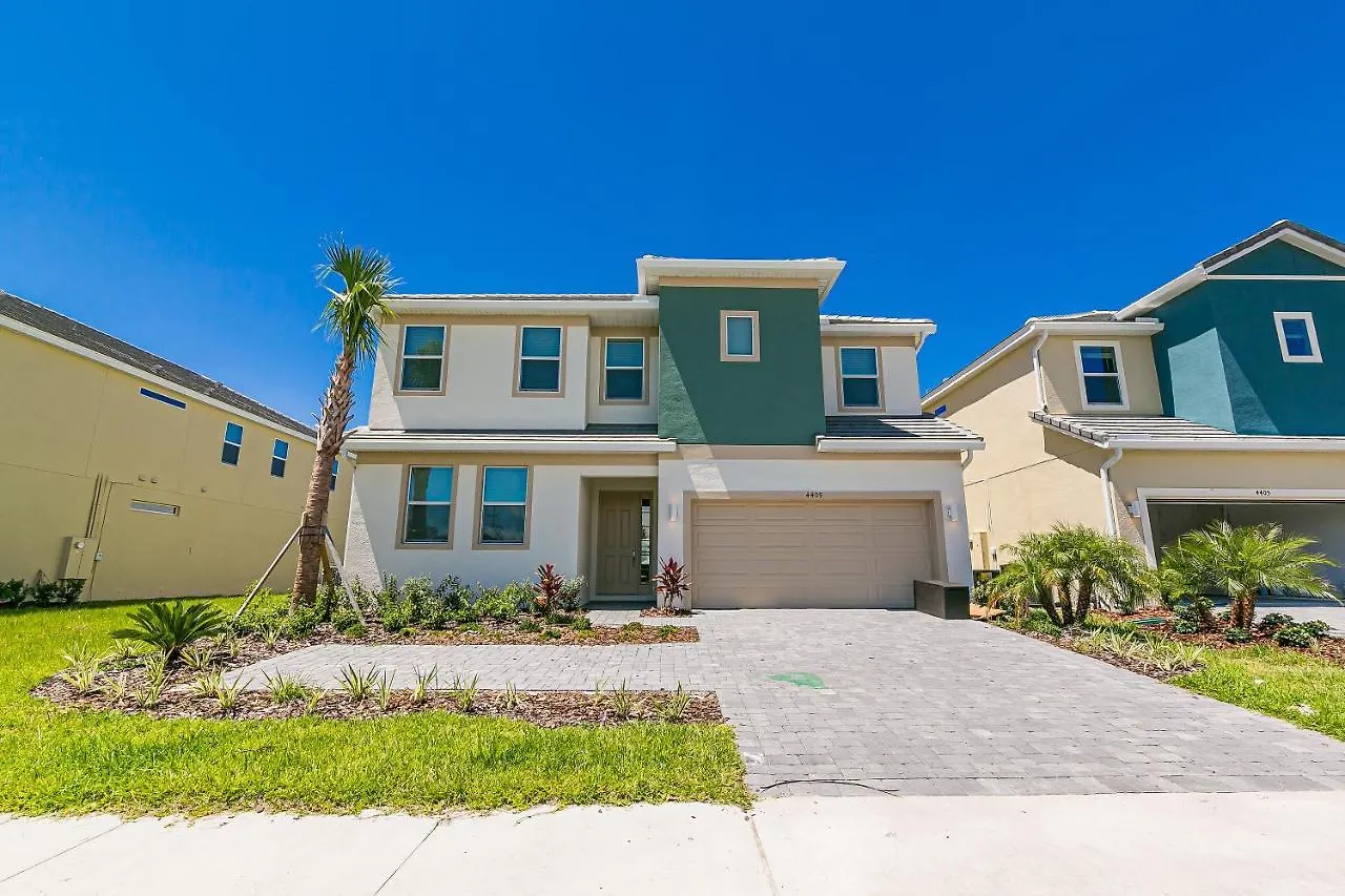 12 Bedrooms With Amazing Disney Character Drawing On Wall/ Near By Disney Holiday home Kissimmee