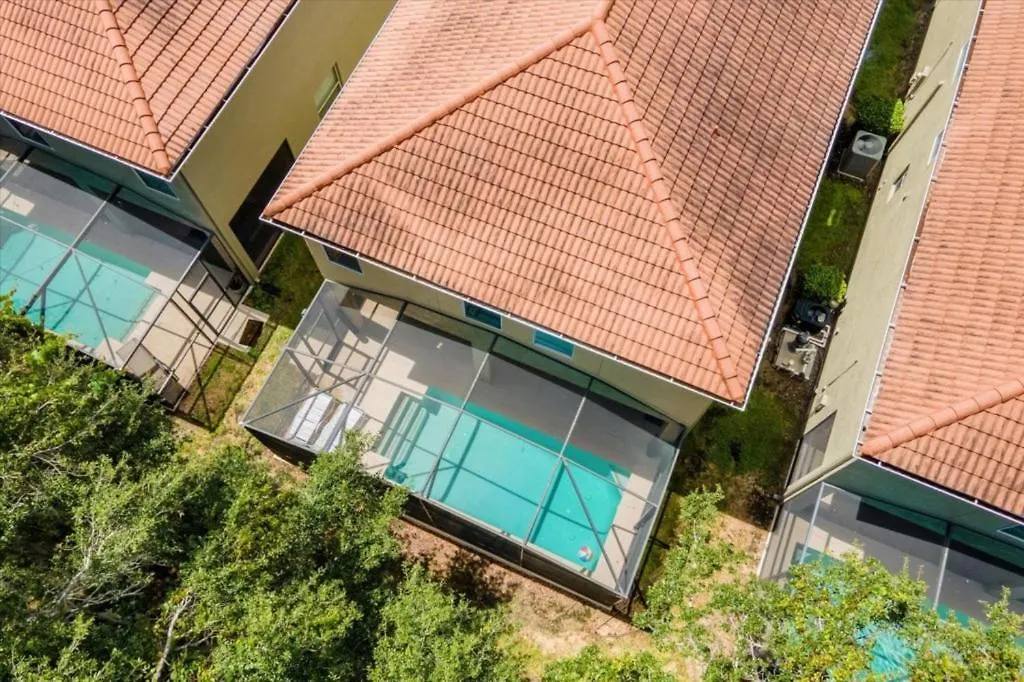 6 Bedrooms - 5 Bathrooms - Paradise Palms 8852 Cp