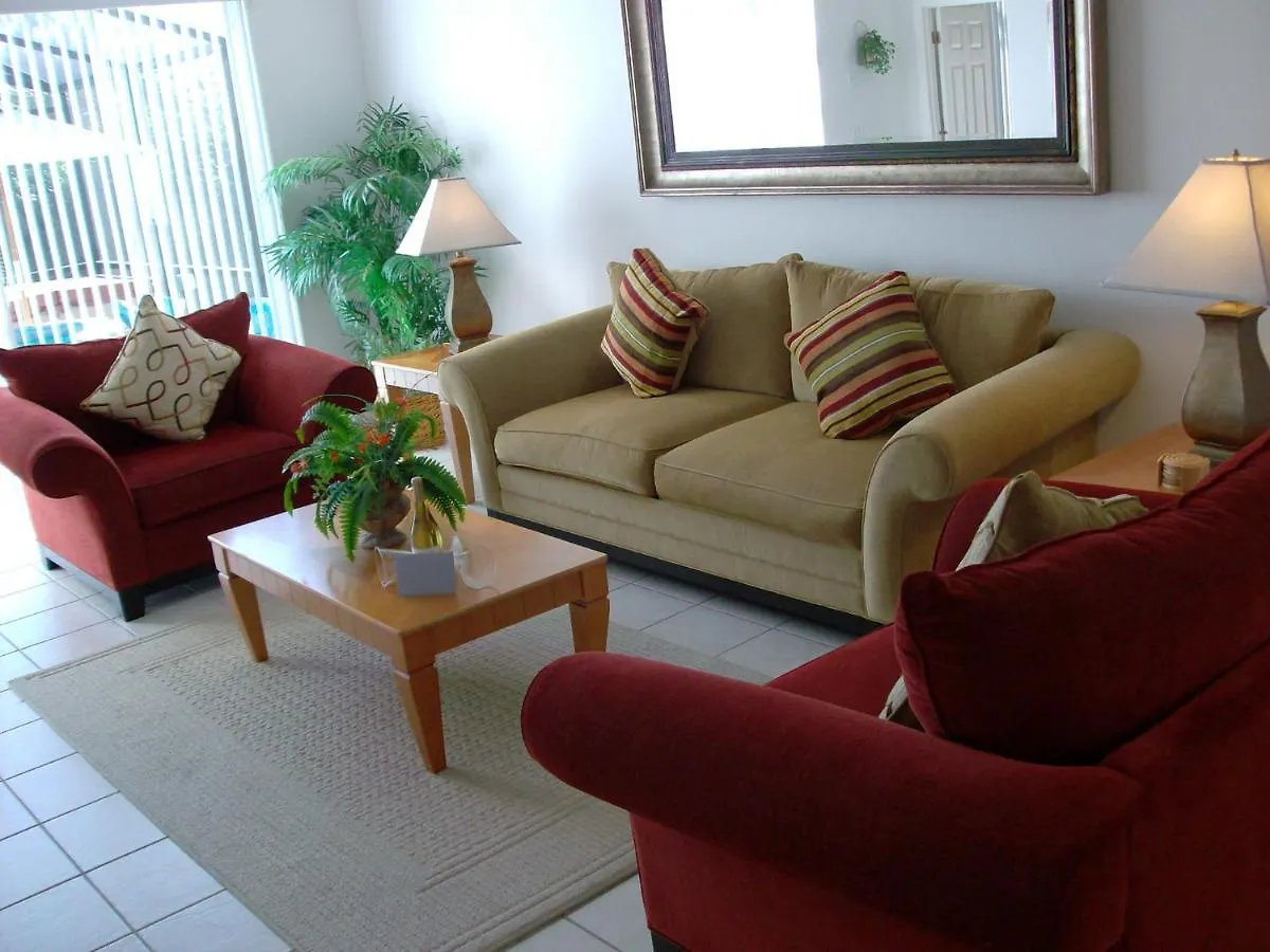 3 Bedroom Executive With Private Pool And Four Corners