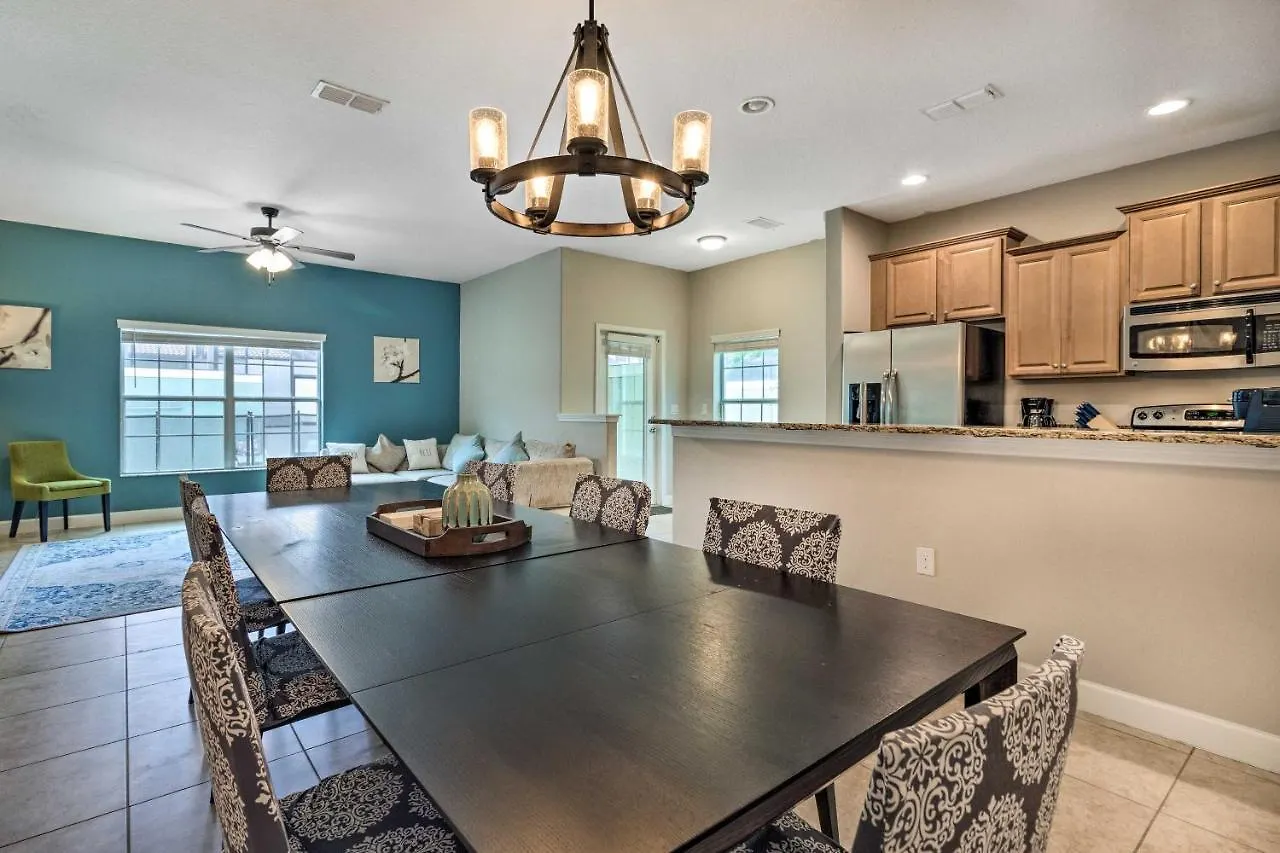 Oasis With Heated Pool About 7 Mi To Disney!
