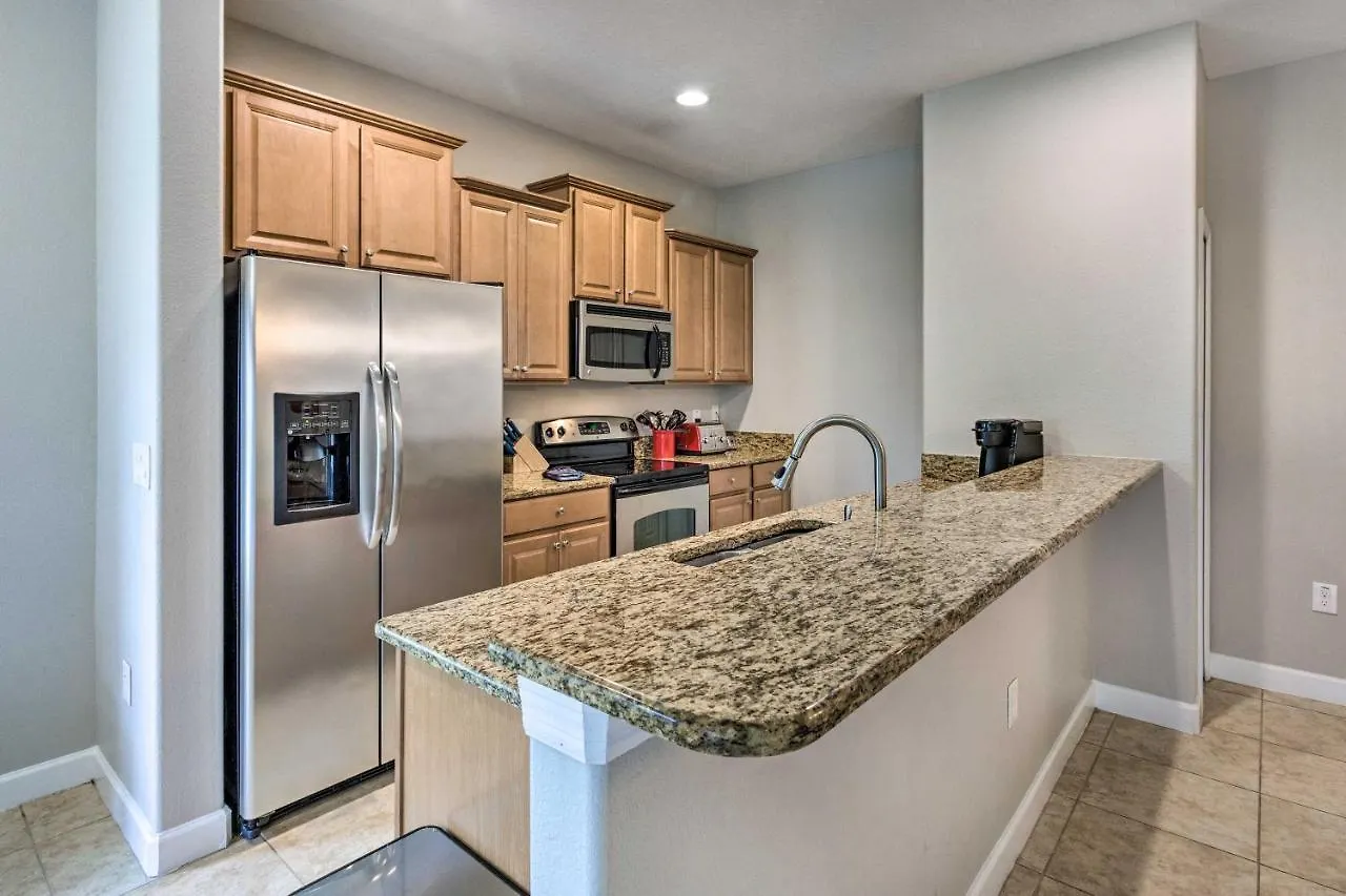 Oasis With Heated Pool About 7 Mi To Disney! Holiday home Kissimmee