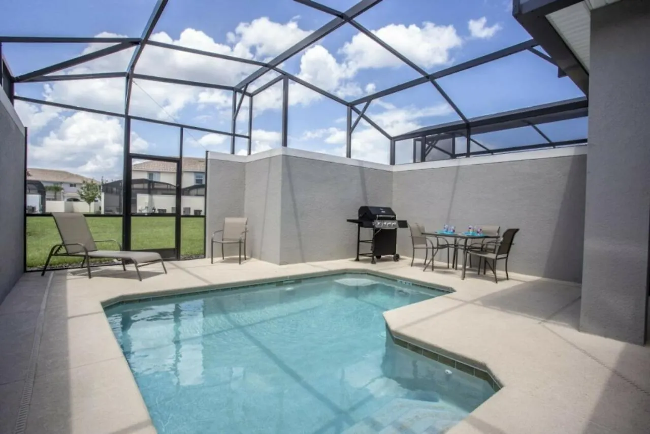 Astonishing Private Pool 4830