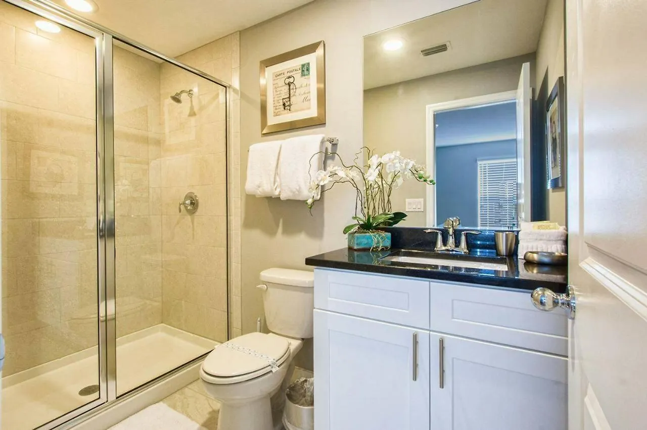 4412 Luxurious Townhome Private Pool Holiday home