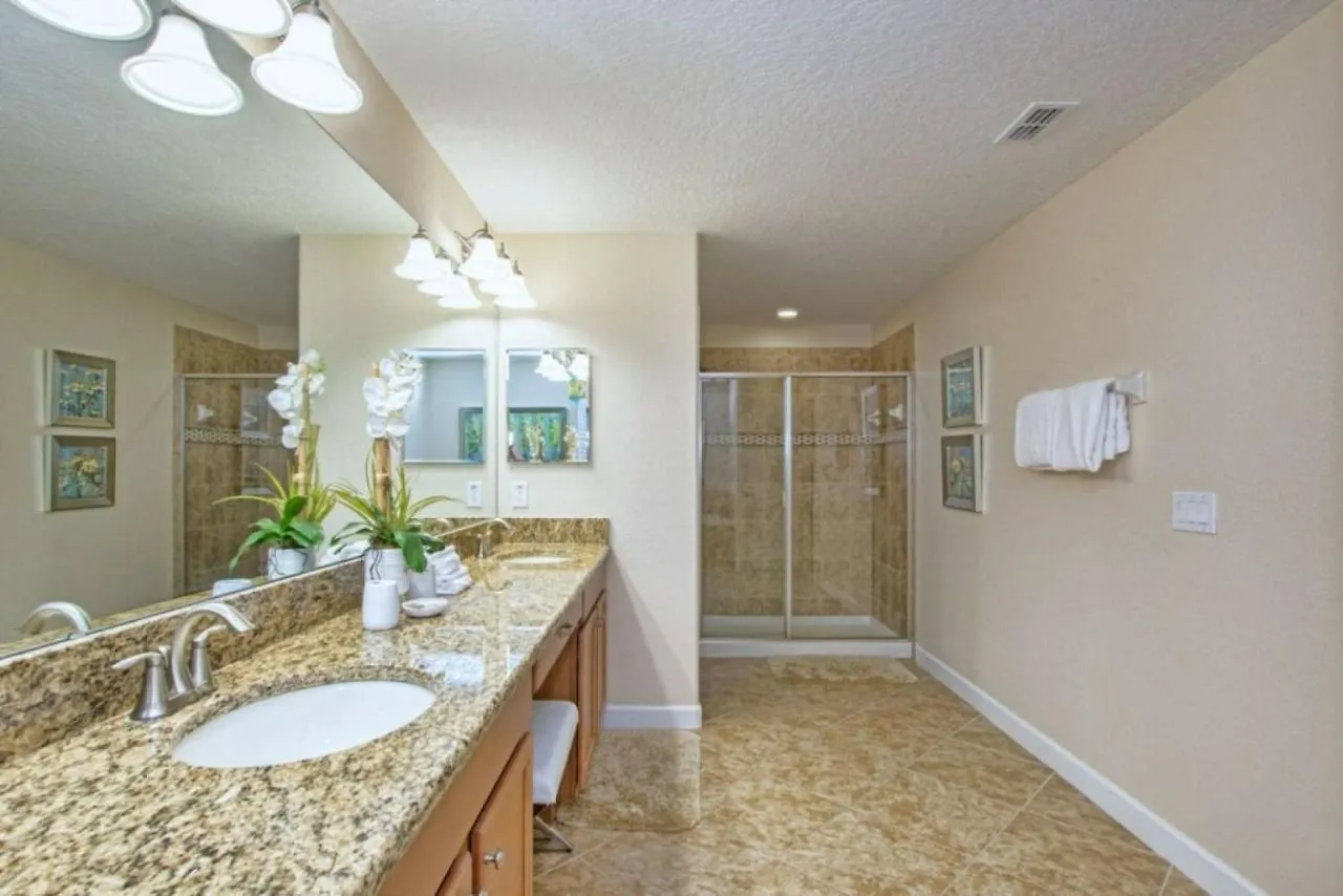 Holiday home Paradise Palms 5 Bedroom Vacation 8954
