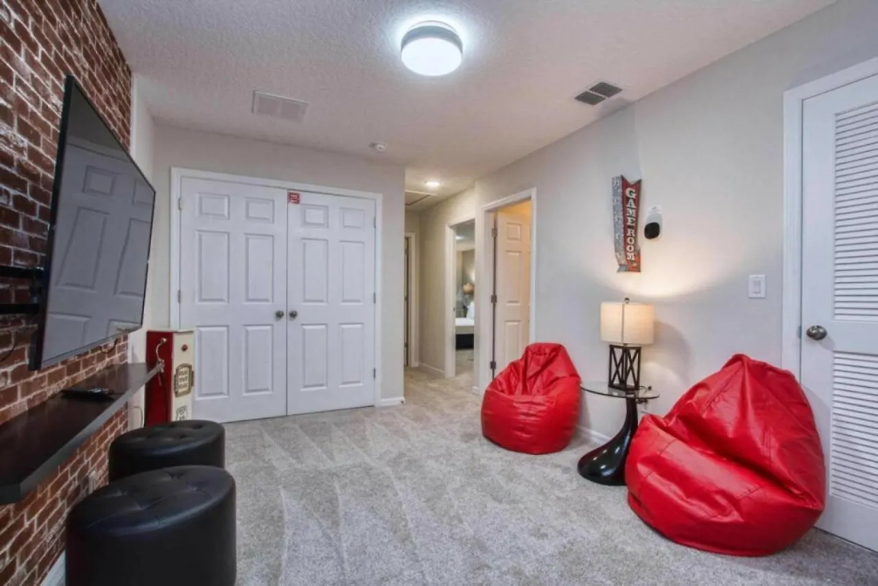 Solara 5 Bedroom Vacation 1567 Holiday home *