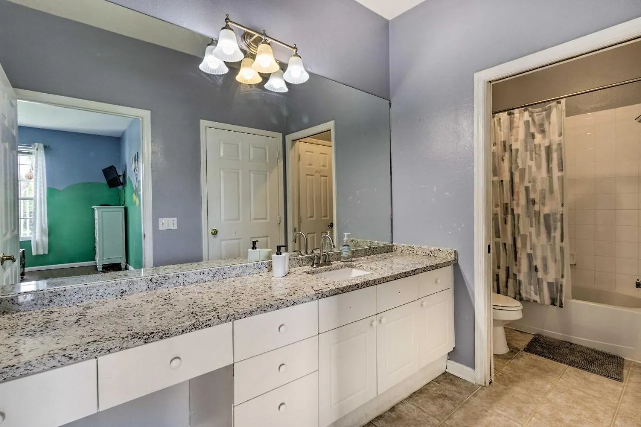 Cozy About 6 Mi To World! Apartment Kissimmee