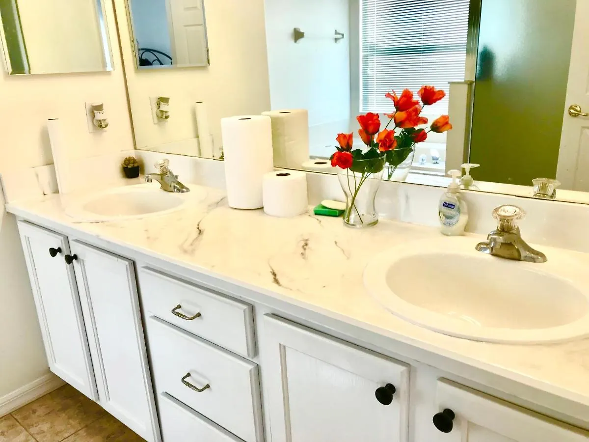 Near Disney Vacation Private In Shared * Kissimmee