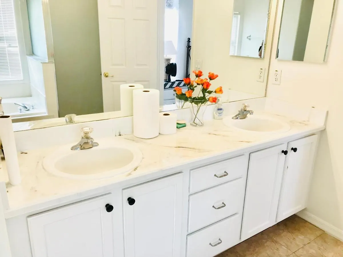 Near Disney Vacation Private In Shared Homestay Kissimmee