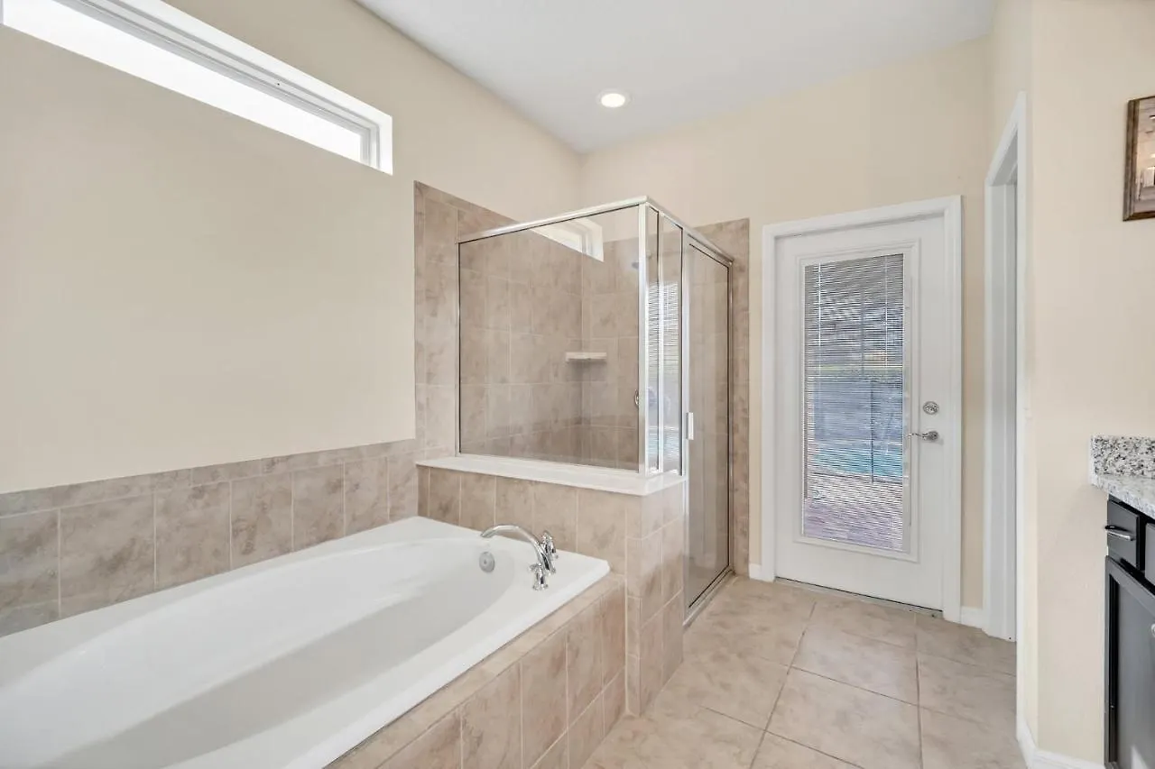Disney Modern 6 Bedroom Vacation W/ Pool &hot Tub