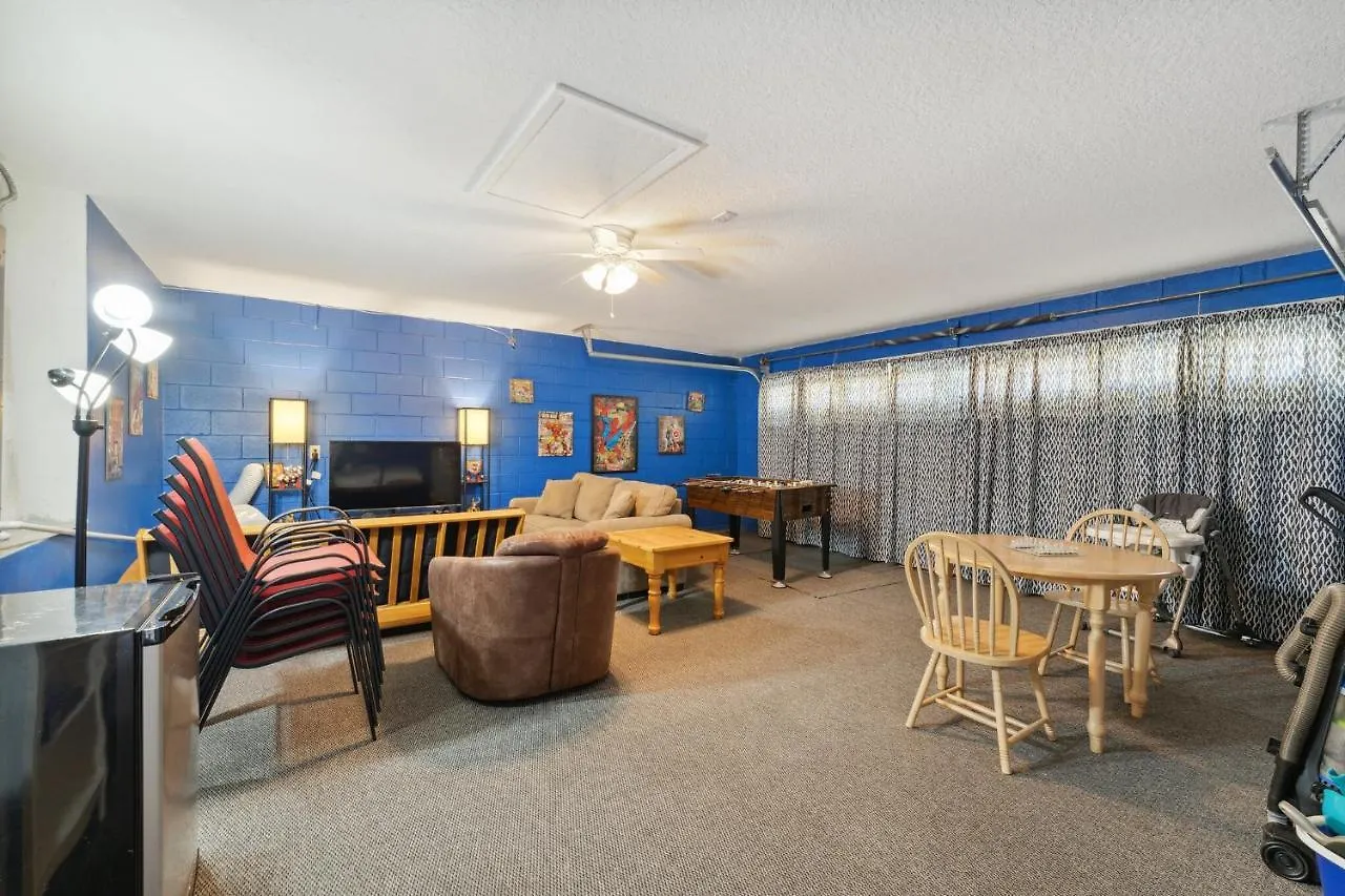 Vacation Right Outside Of World Parks With Private Pool Holiday home Kissimmee