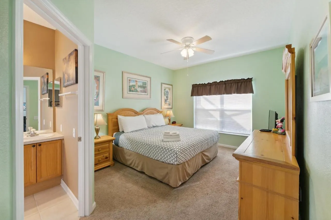 Vacation Right Outside Of World Parks With Private Pool Holiday home Kissimmee
