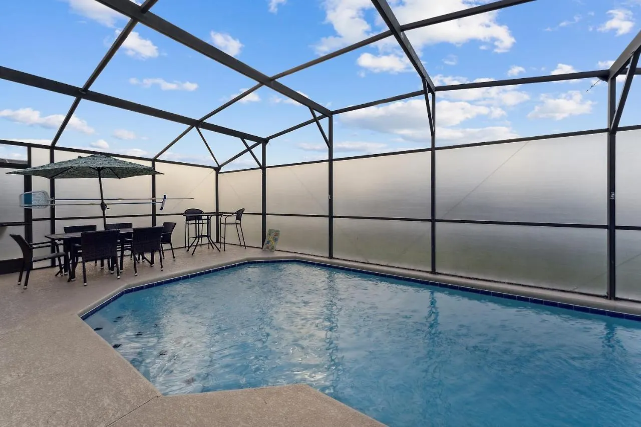 Vacation Right Outside Of World Parks With Private Pool Holiday home