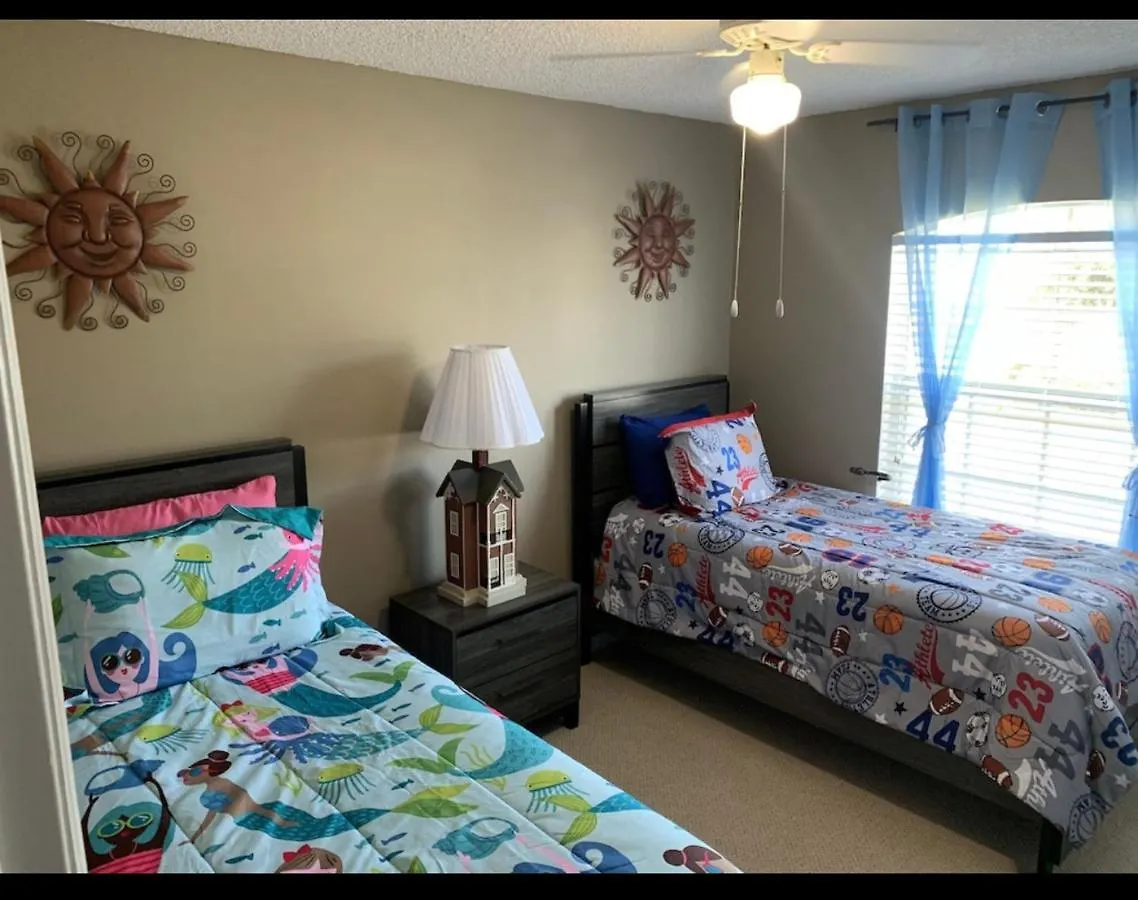 Holiday home Beautiful And Spaces 5 Bedroom Close To *
