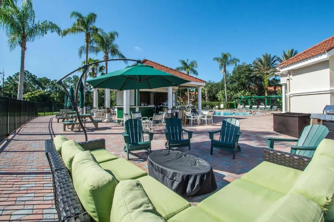 Holiday home Waterside - Family 4 Bed Emerald Island Pool That's Close To World *