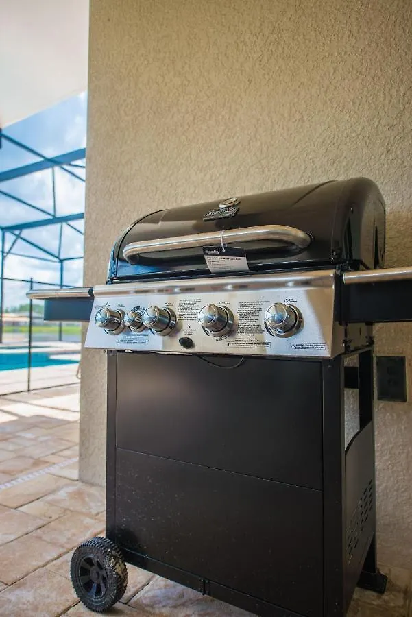 Gated Community, Private Pool And Game Near Disney!!! Holiday home *