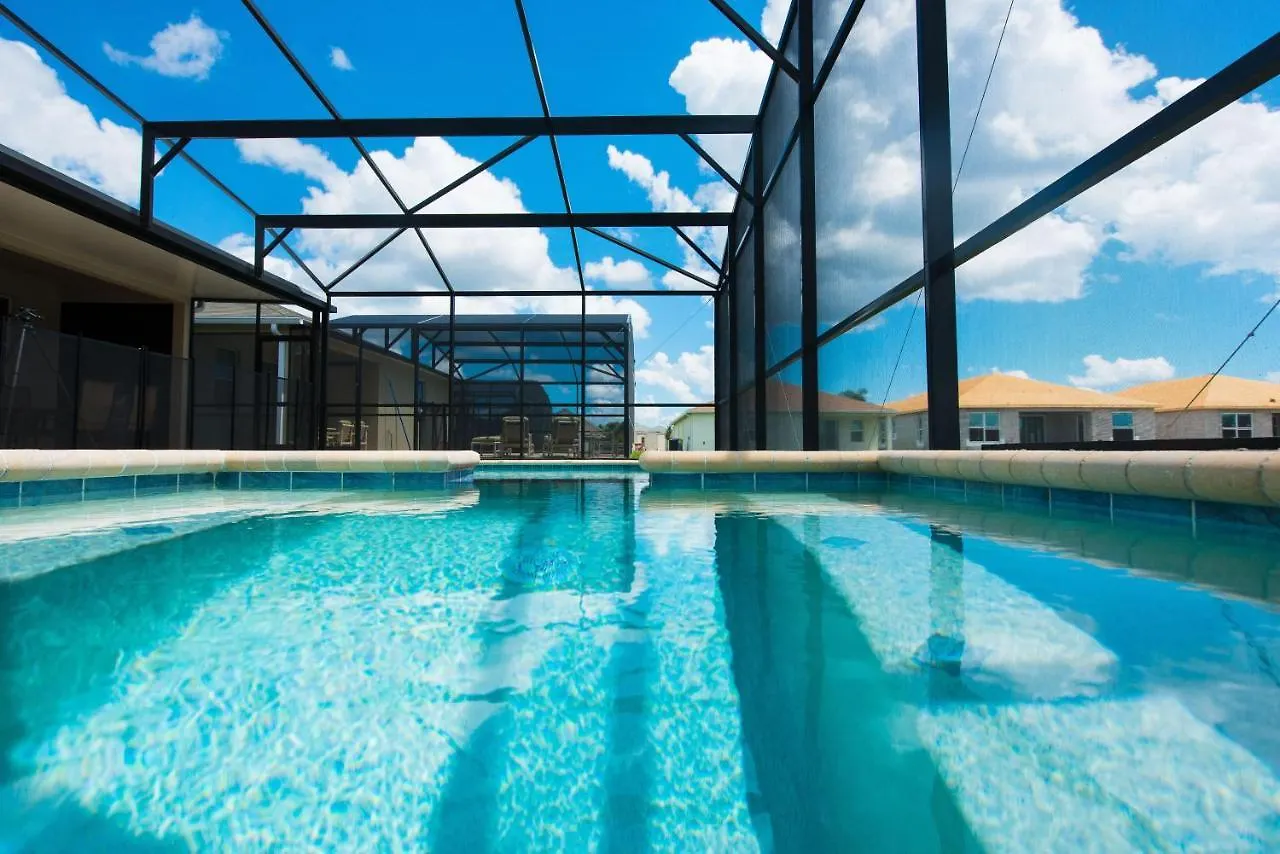 Holiday home Gated Community, Private Pool And Game Near Disney!!! *