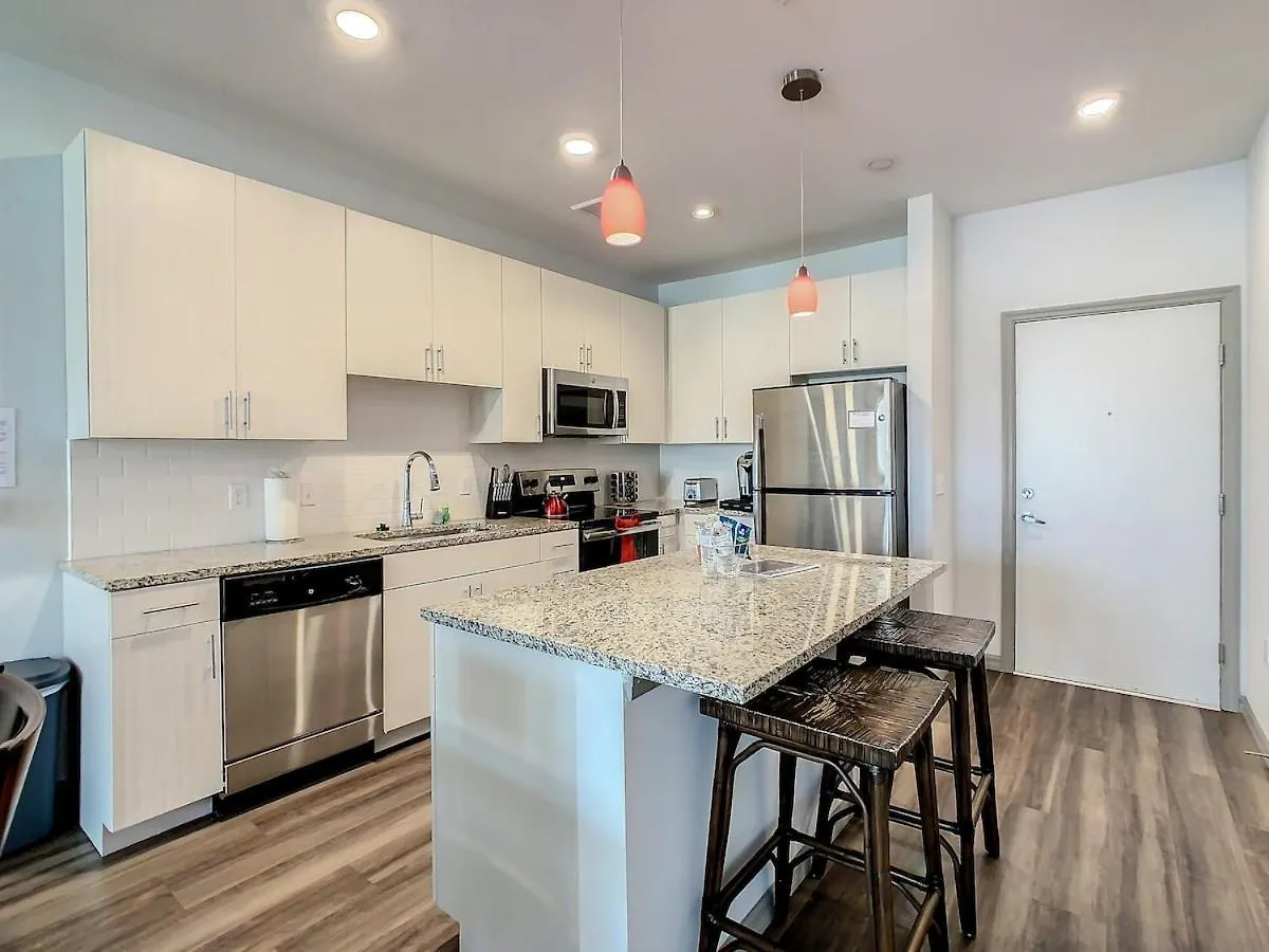 Large Apartment, Close To Apartment