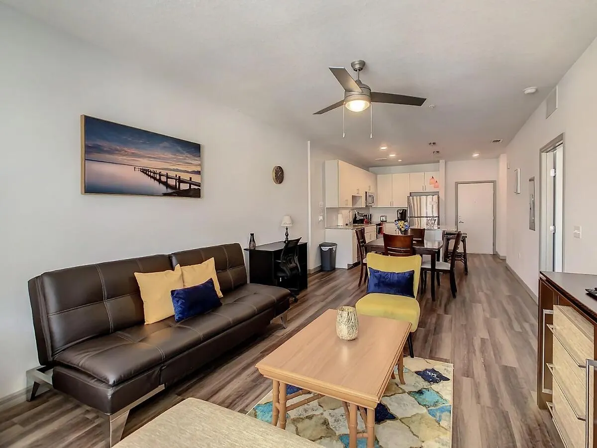 Large Apartment, Close To Apartment Kissimmee