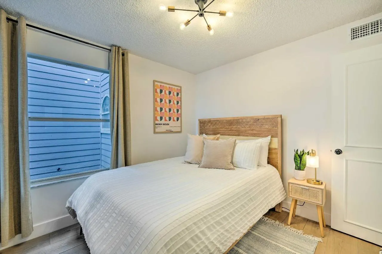 Chic Townhome 4 Mi To Disney! Kissimmee
