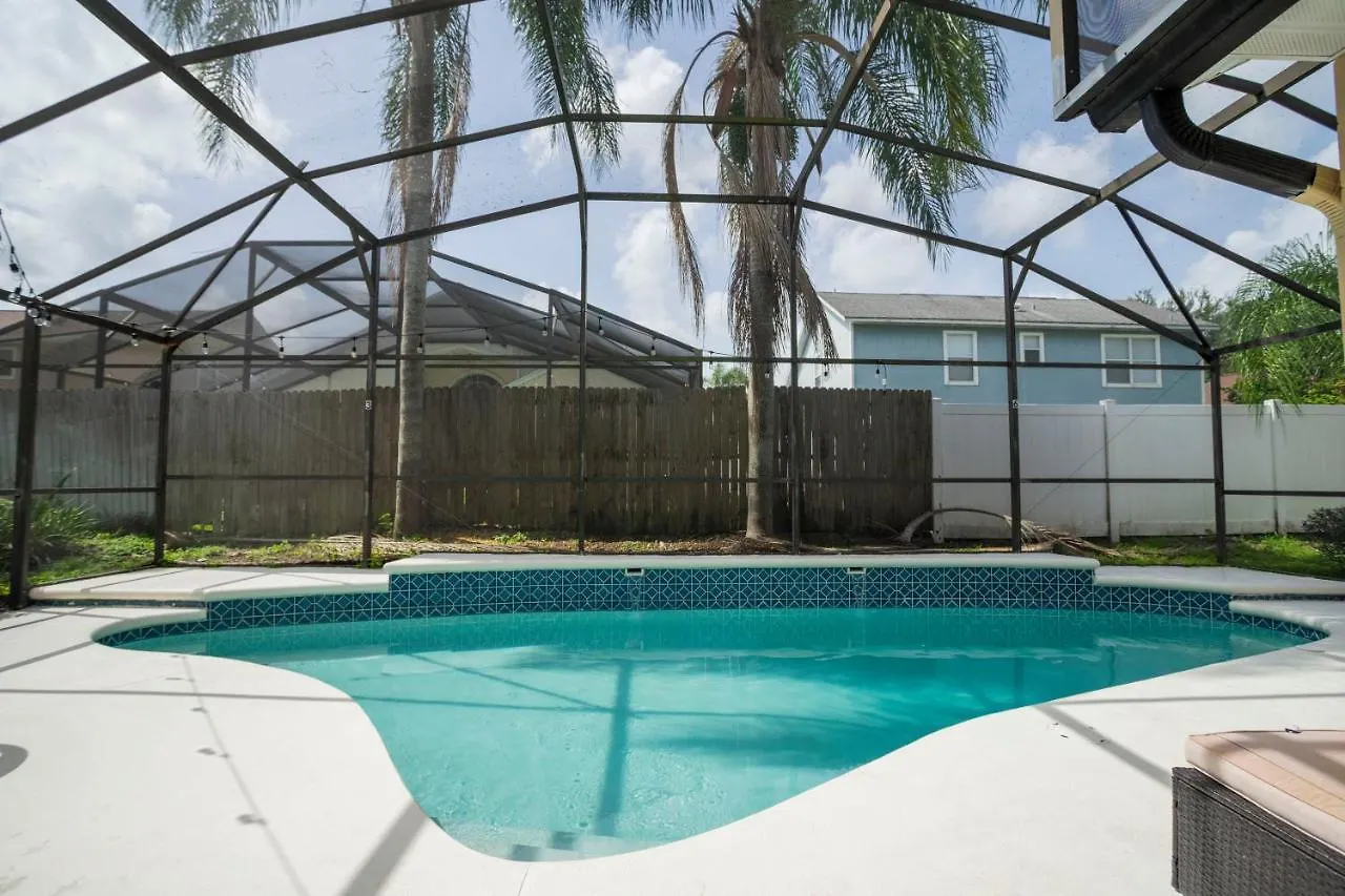 Charming 4bd Close To @ Davenport Lakes 125