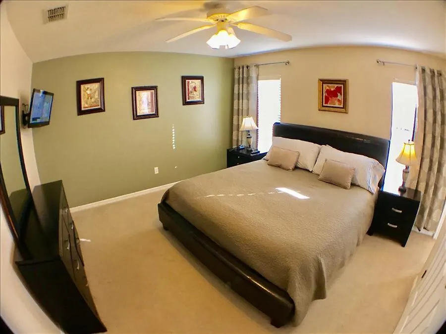 Four Bedrooms With Pool 3050 Holiday home