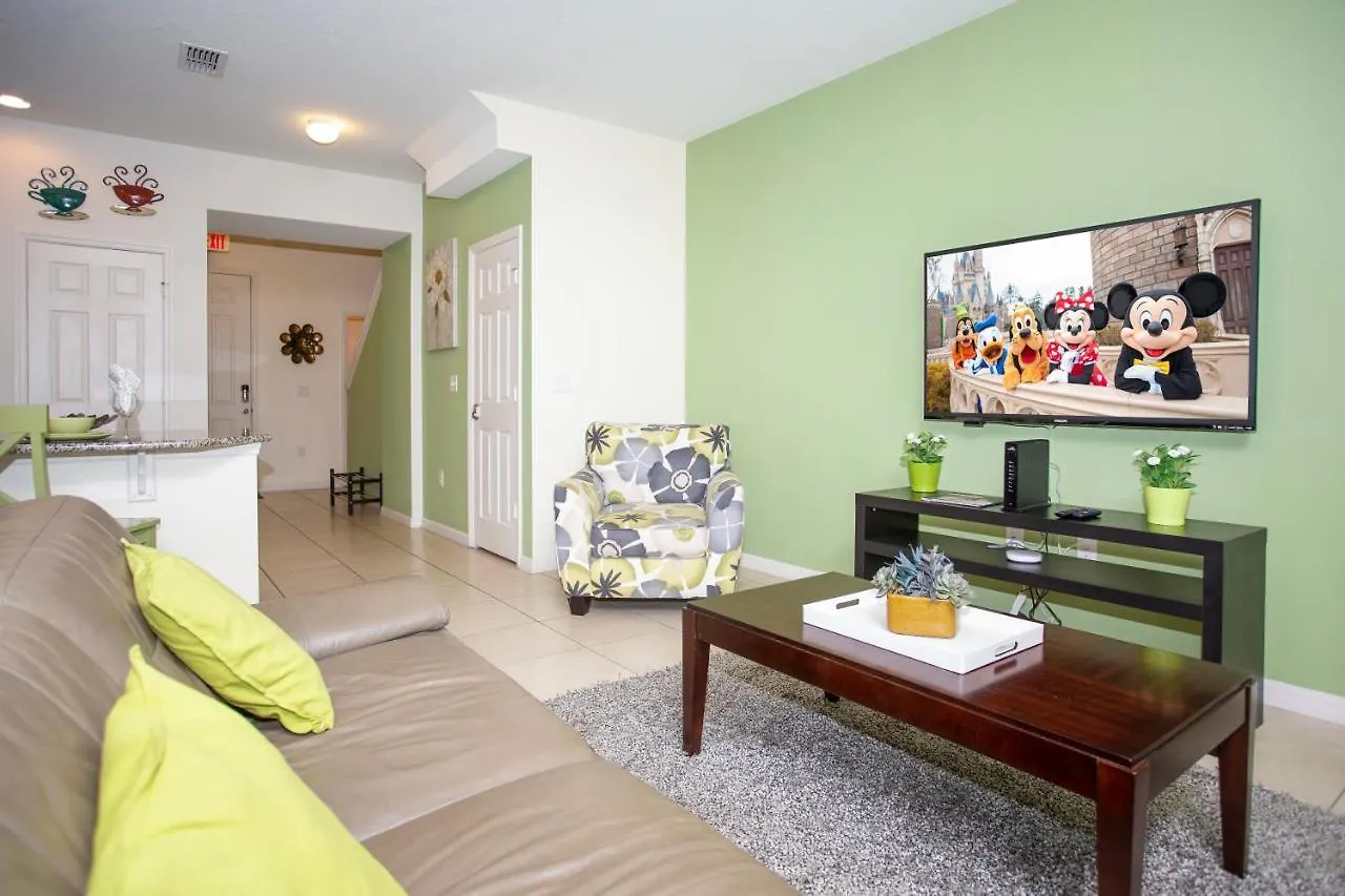 Family Friendly 4 Bedrooms With Gameroom Close To In Compass Bay 5103