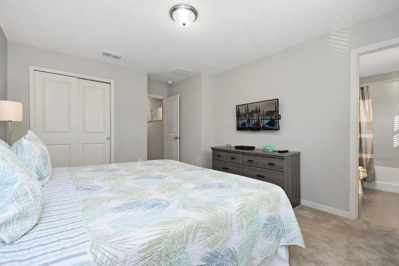 Four Bedrooms Townhome 5128 Holiday home *