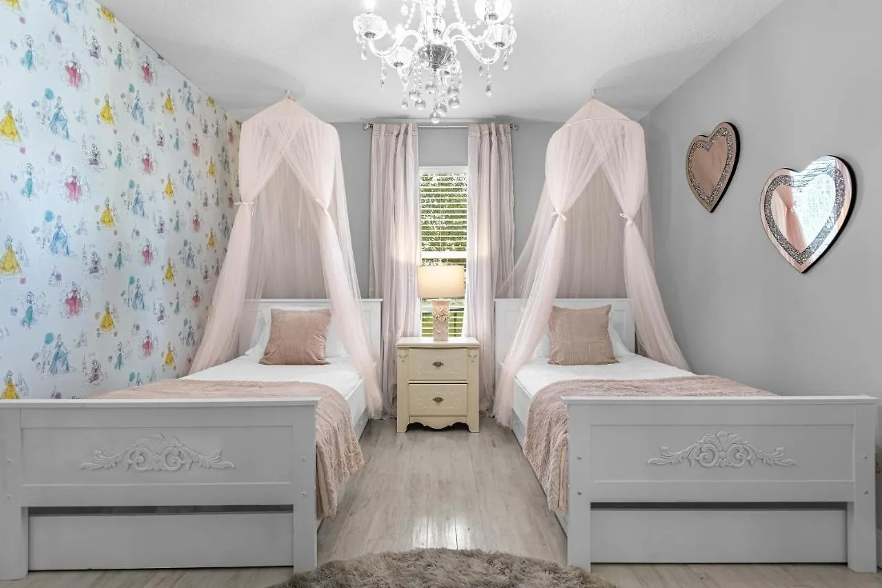 Hidden Gem! Gorgeous Next To Villa Kissimmee