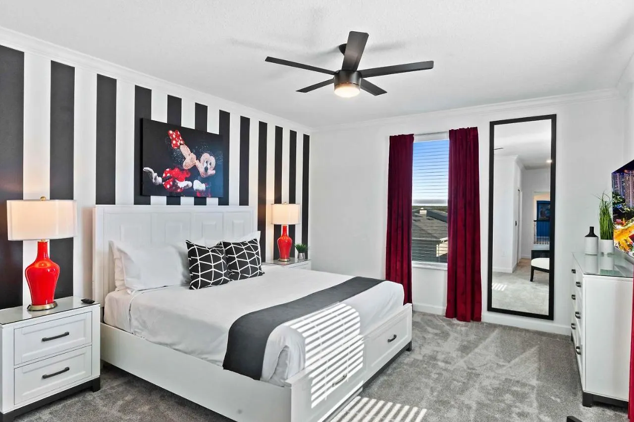 9203 Sommerset Hills Drive * Kissimmee